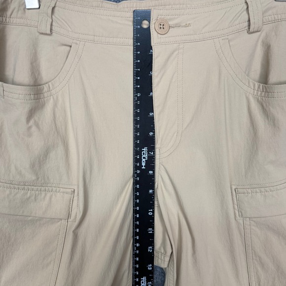 REI Co Op Pants Women 10 Khaki‎ Zip Off Convertible Cargo Shorts Outdoor Hiking - Picture 3 of 16